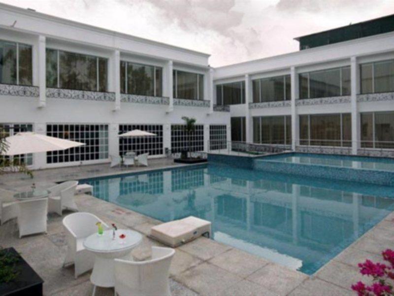 Country Inn & Suites By Radisson, Sahibabad Ghaziabad Eksteriør billede